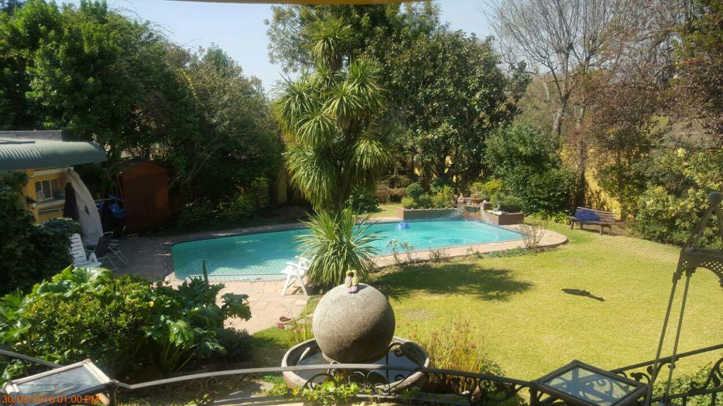 Villa Mikamora โจฮันเนสเบิร์ก ภายนอก รูปภาพ