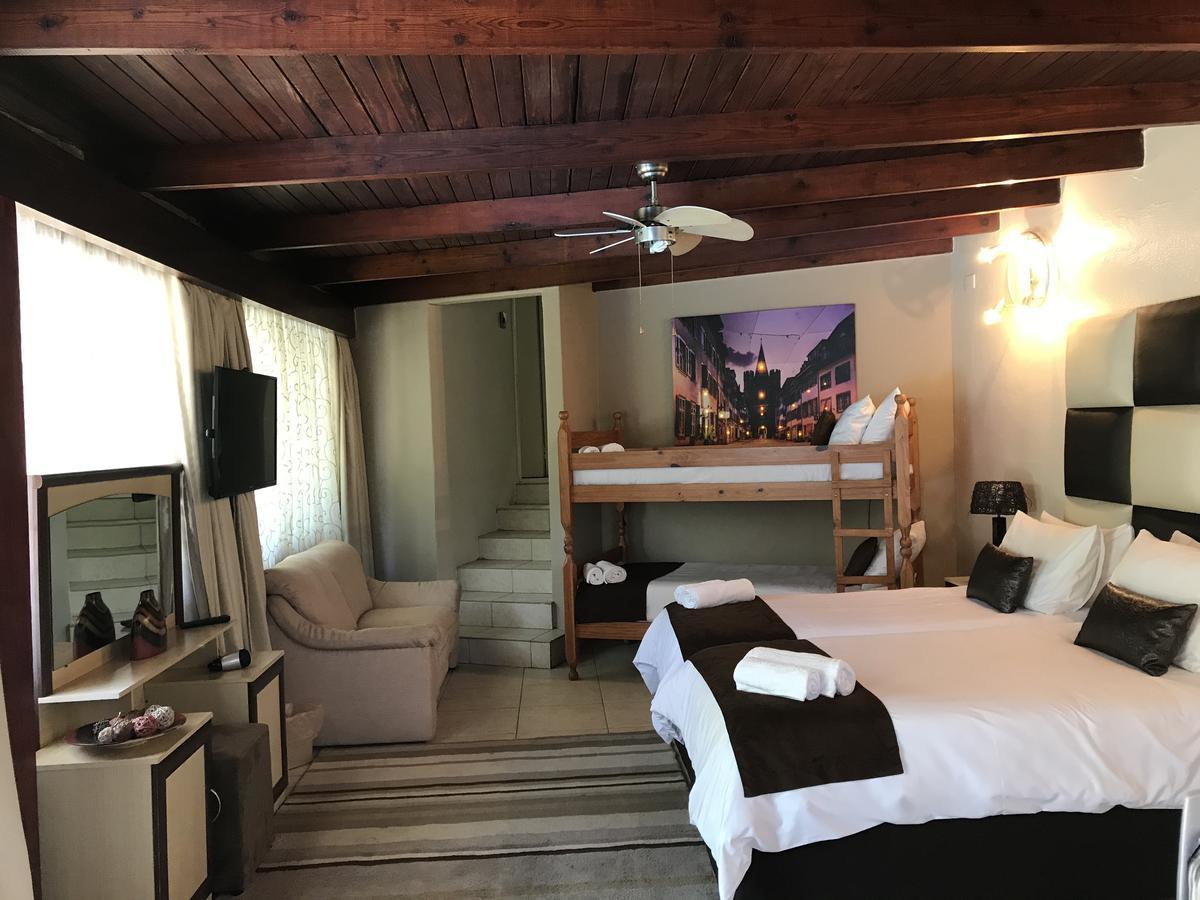 Villa Mikamora โจฮันเนสเบิร์ก ภายนอก รูปภาพ